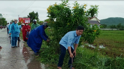RA MẮT MÔ HÌNH “TUYẾN ĐƯỜNG SÁNG, XANH, SẠCH, ĐẸP”