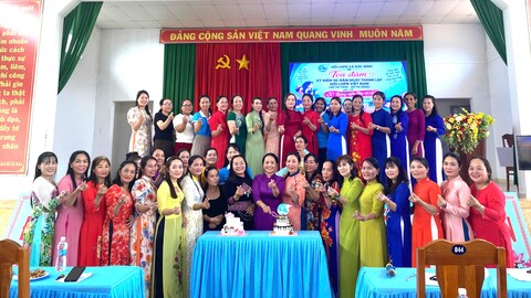 HỘI LHPN ĐỨC BÌNH: TỌA ĐÀM KỶ NIỆM NGÀY PHỤ NỮ VIỆT NAM, GẮN VỚI HOẠT ĐỘNG “THÁNG NGHE PHỤ NỮ NÓI”